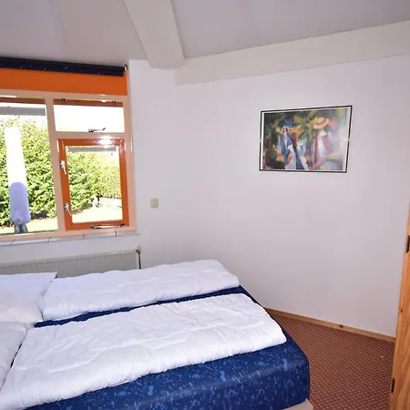 Holiday home Zeester 6 Personen Z Julianadorp